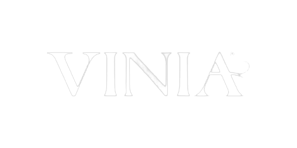 Vinia_white